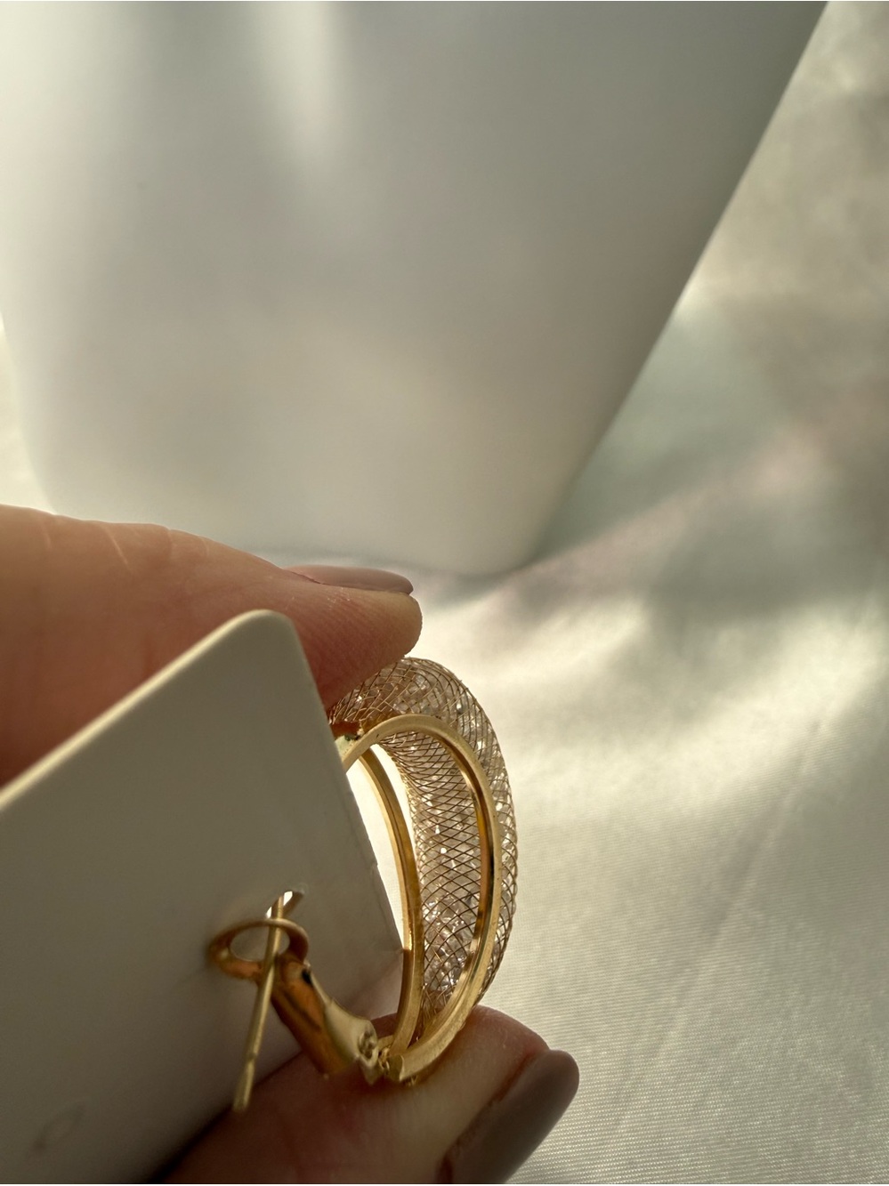 Gold Textured Mesh Hoop Earrings Statement Hoops Lightweight Glam NWT - Picture 3 of 7